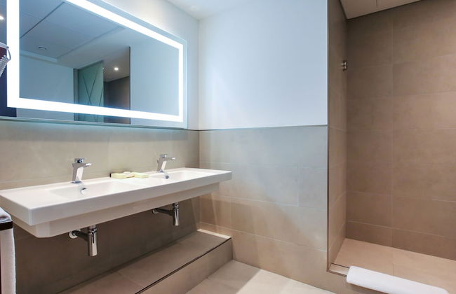 Sitara Hotel Apartment - Photo 32