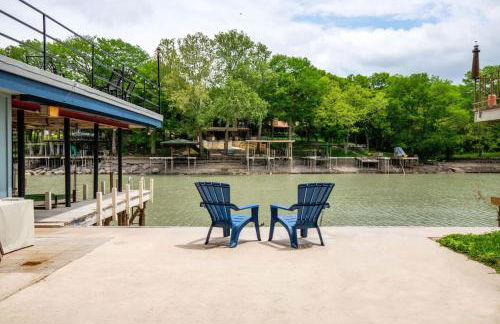 5BR 3.5BA Waterfront Boat, Dock and Kayaks, Lake McQueeney by Austin Vacay - Foto 57