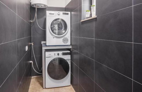 Beautiful Home In Koromacno With Wifi - Foto 24