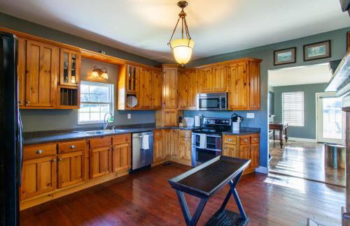 Peaceful Farm House - Quiet and Relaxing Getaway! - Foto 15