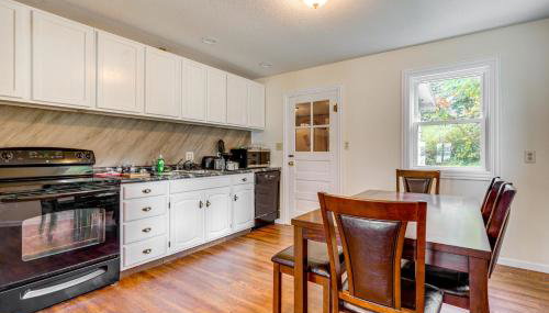 Webster Lake Home with Patio about 3 Mi to Town! - Foto 3