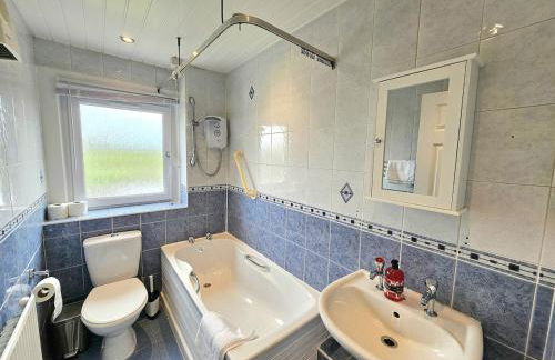 Stylish & Spacious 4 Bedroom House - Foto 20