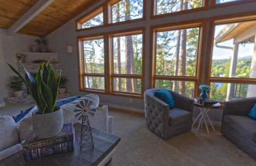 Cozy mountain retreat with lake views near Yosemite - Foto 1