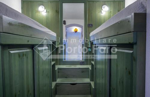 23 BAIA FARO - Trilocale mansardato con ampia terrazza vista mare - Foto 10