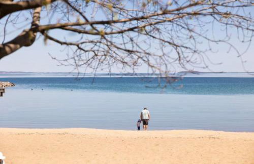 Top of The Peak: Downtown Gem! Steps to Beach - Foto 54