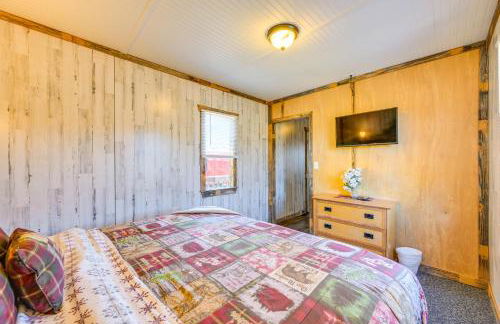 Family Boxcar Unit with Views! 13 Mi to Mt Rainier - Photo 11