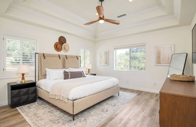 The Riesling Retreat by Avantstay Estate w/ Pool, Hottub, Putting Green & Pickle Ball Court! - Photo 35