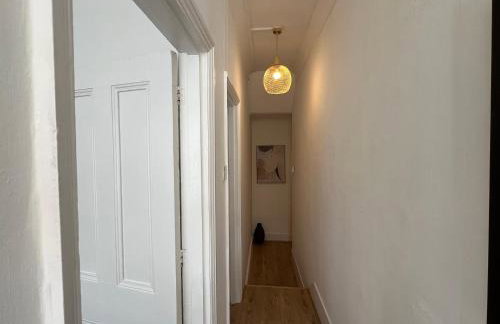 2 Bedroom flat 10 min walk to tube - Foto 21