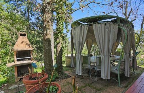 Huge Holiday Home in Marina di Castagneto Carducci near Sea - Foto 74