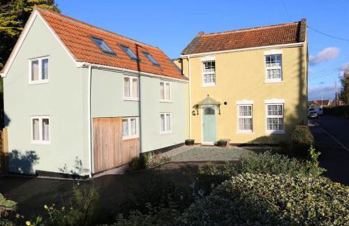 The Old Wagon & Horses 19th Century Beer House - Photo 1