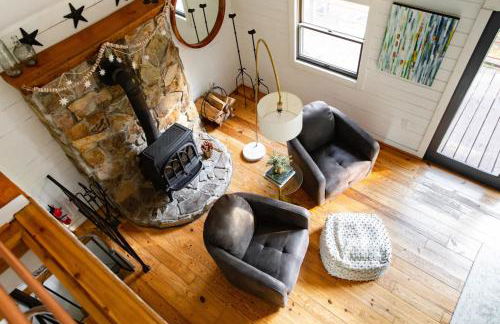 HOT TUB! Cozy Spa Haven Sleepy Creek Bliss Lodge - Photo 10