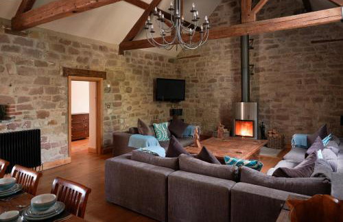 Woodpecker Loft at Millfields Farm Cottages - Photo 1