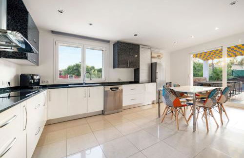 Holiday Home Villa SOL FELOSTAL- 130m zum Strand- nahe Airport und Palma Zentrum by Interhome - Photo 31