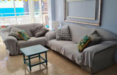 Gran terraza con vistas al mar y piscina - Foto 4