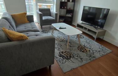 Modern 2 bedroom Apt with easy access to Central London, O2, Excel centre and Parking - Foto 8