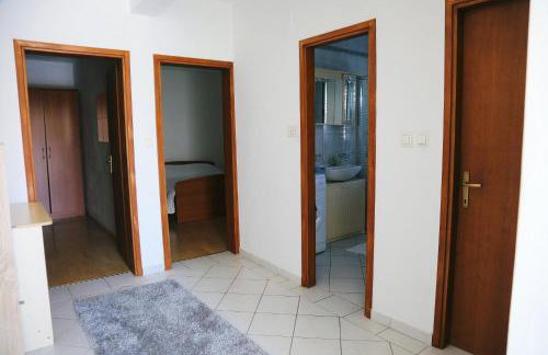 Apartments Tonia br. 1 - Photo 10