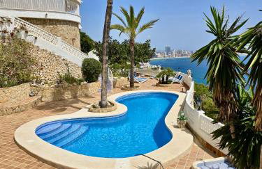 Villa Primera Linea - Photo 1