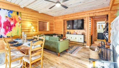 Walk to Golf, Lake Twain Harte Cabin with Fireplace - Photo 5