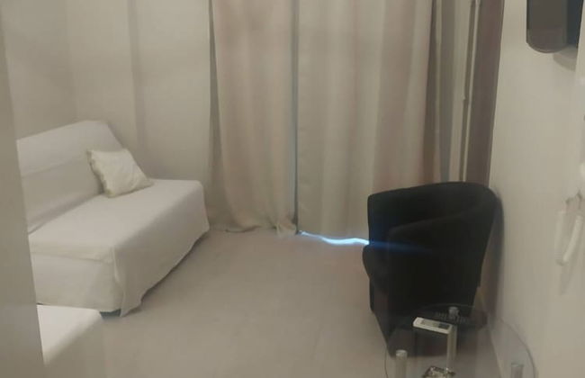 on the Metro Station of Korydallos - Foto 9