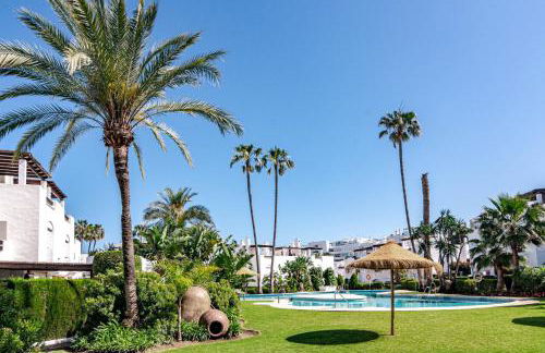 Seaside 3 bedroom Townhouse in San Pedro close to the Beach with private Garden - Photo 67