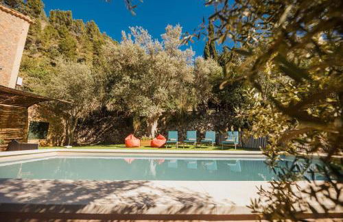 Villa renovada vista al mar y piscina climatizada - Foto 63