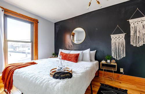 Jungle House Luxury Homes - Columbus Downtown Short North - Walk to Convention Center & Nationwide Arena - Sleeps up to 10 - Free Parking - Over 5,800 Five Stars - Foto 39