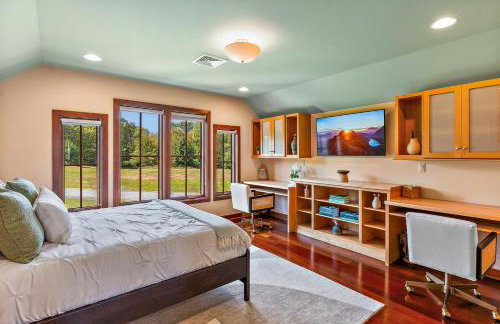 Pinnacle Pointe by Relaxtay 600 Acre Private Luxury Estate with Spa, Pool, Theater and Lake - Foto 61