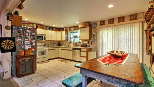 West Dover Vacation Rental with Hot Tub Near Mt Snow - Foto 3