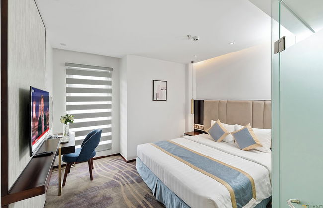 22Land Hotel Saigon - Photo 13