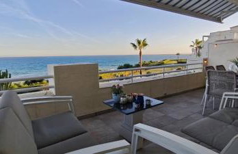 Spectacular 3 bedrooms Sea Views apartment - Foto 80