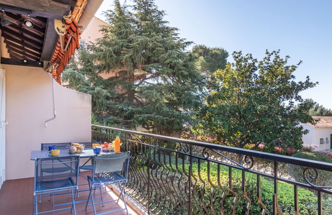 1 bedroom Apartment in Carqueiranne with garden - Photo 14