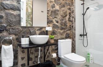 TenoHomes Sunny Terrace & Private Pool - Foto 18