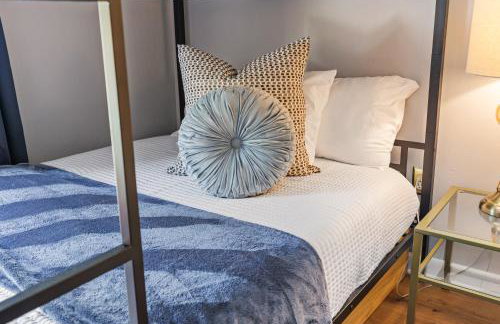 Famous MUSIC ROW 1 Bedroom Condo with FREE Parking and Pool - Foto 28