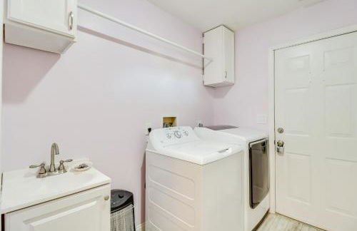 Hot Tub, Sauna and Game Room Spacious Poconos Gem! - Foto 27