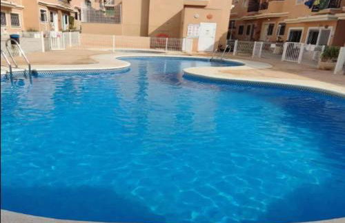 Inviting holiday home with pool - Foto 2