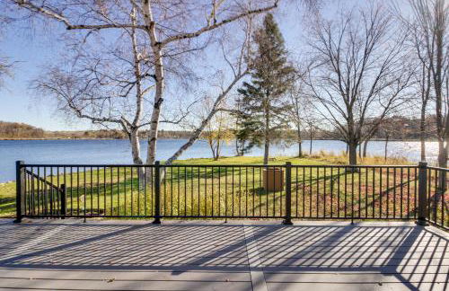 South Long Lake Home with Swim Area Pets Welcome! - Photo 25