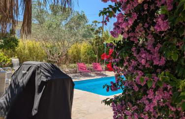 Peaceful 4 stars eco-friendly villa with private pool and parking - Foto 4