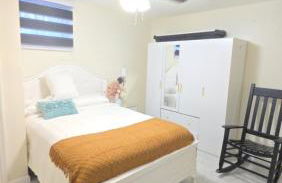 Staten Island Cozy Private 1-br Basement Apt close to NYC Family & Pet Friendly - Foto 3