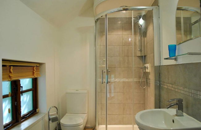 Squirrel Barn. Hi-spec. Hot tub & Wifi. Sleeps 14 - Foto 19