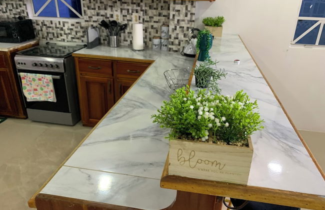 2 Bed Apartment - Sleeps 4 - Parking - Wifi - Foto 10