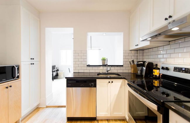 Stylish & Unique 3 Bdr Flat With Parking! - Foto 34