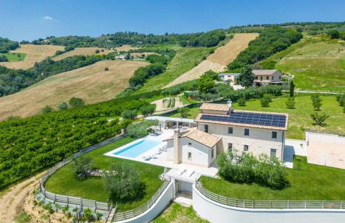 Villa Amore di Ada - Modern Design Villa - AirCo, Private Pool & Near The Beach - Foto 8