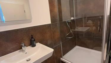 Top Wohnung in Siegen-Wilnsdorf Parkplatz WLAN Autobahn - Foto 3