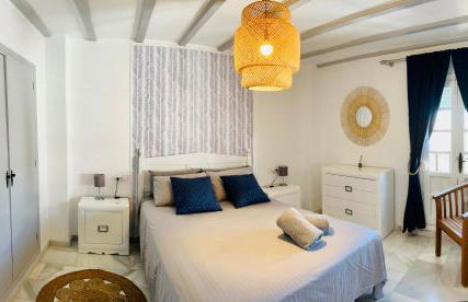 NEW penthouse with amazing views - Photo 25