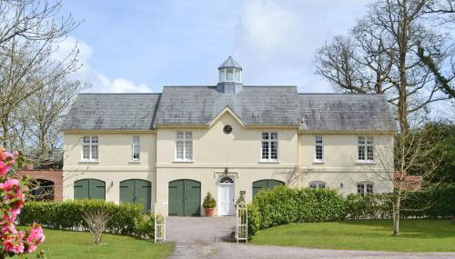 Garden Cottage - Photo 1