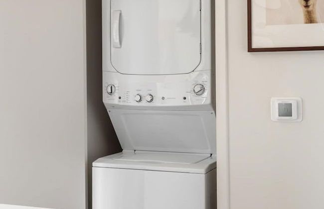 Austin Riveting 1BD 1BA 2nd Street District Apartment - Foto 17