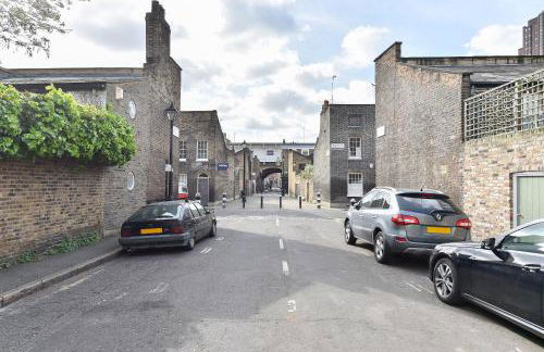 JOIVY Cozy apartment near National Theatre - Foto 25