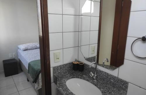 AP com suíte no Sta Mônica próximo ao Parque, COT e Batalhão - Foto 12