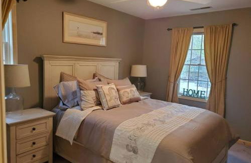 LakePath Beach House - XL hot tub, walk to beach - Foto 18