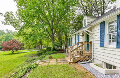 Near Shops and Parks Dog-Friendly Maryland Gem - Photo 23